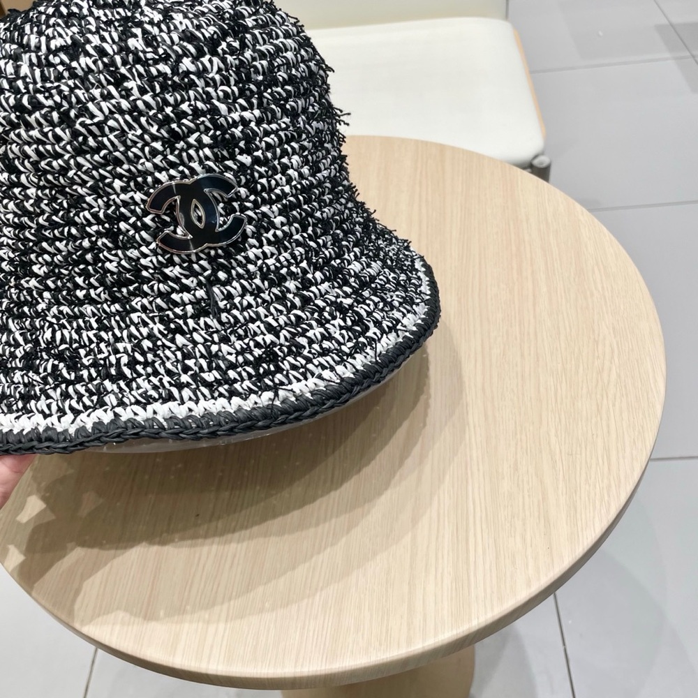CHANEL Black and White Textured Bucket Hat - Picture 5 of 8
